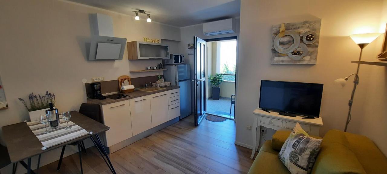 Apartments Alea Ровинь Экстерьер фото