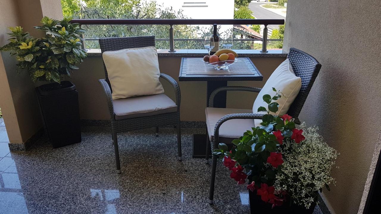 Apartments Alea Ровинь Экстерьер фото